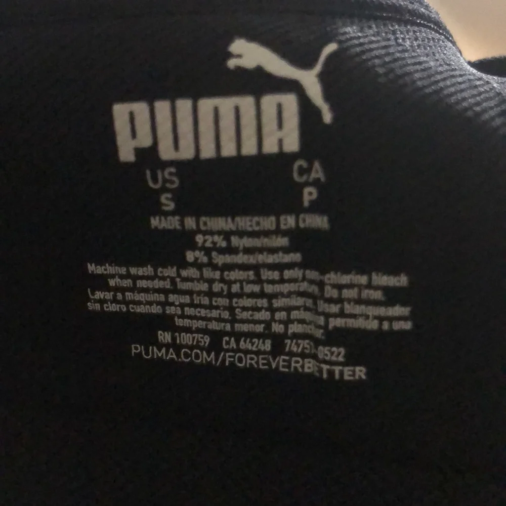 Puma black v neck sports bra, Small - Picture 3 of 4